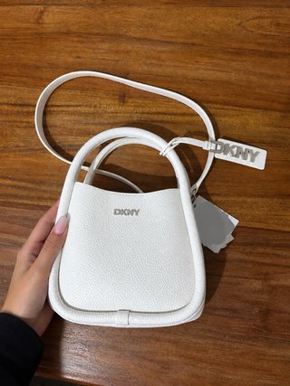 Bolso DKNY Capri Hobo Crossbody Blanco