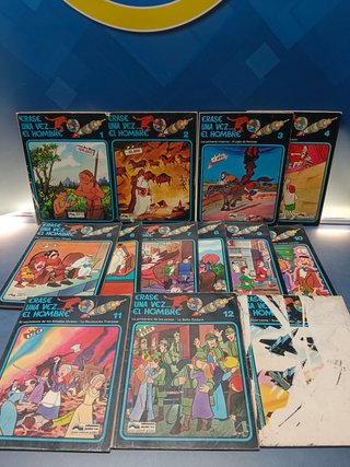 ERASE UNA VEZ... EL HOMBRE - 13 TOMOS - EDICIONES JUNIOR/GRIJALBO, 1979 COMPLETA, ultimo numero con pintura en la portada