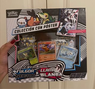 Colección con Póster Fulgor Negro y Llama Blanca