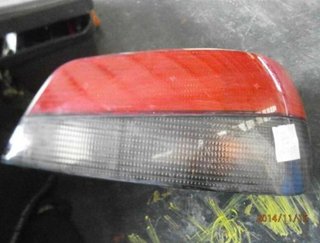 Piloto trasero derecho peugeot 306 3/5 pt. 39785