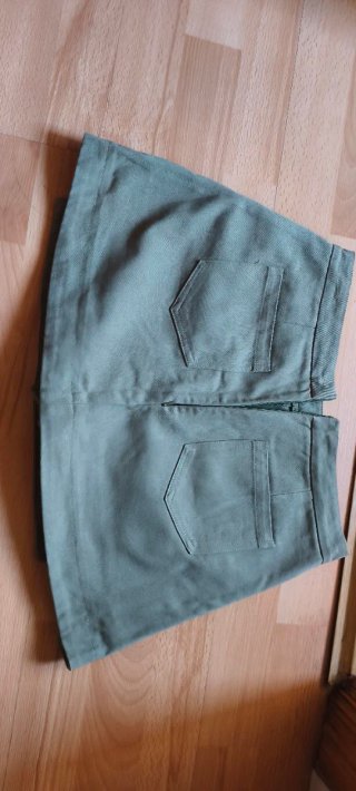 Falda pantalón verde
