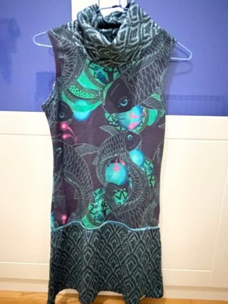 Vestido sin mangas estampado