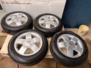 4 Llantas Renault 15 pulgadas