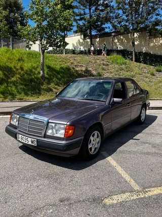 Mercedes-Benz 260E W124 ¡POCOS KM!✅