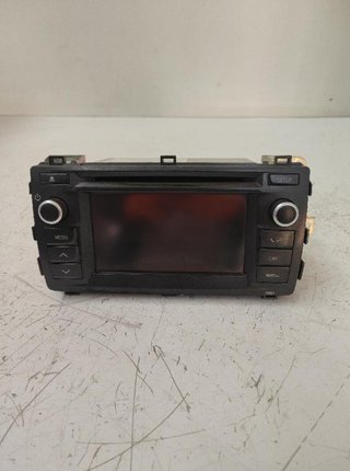 10r030232 sistema audio toyota auris hybrid 290504