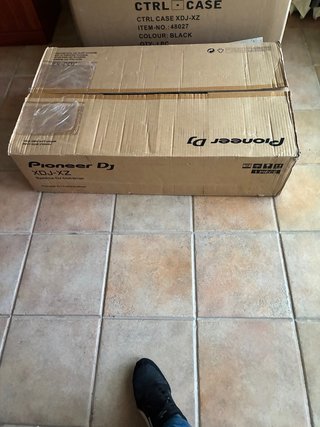 Caja Pioneer XDJ-XZ