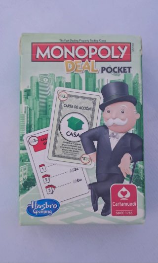 Juego de Cartas Monopoly Deal Pocket