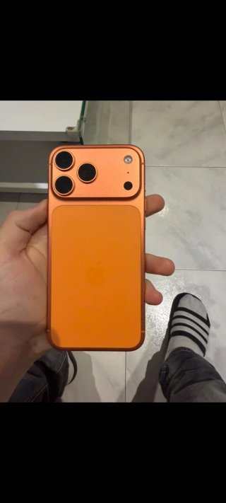 Apple iPhone 17 Pro Max Naranja