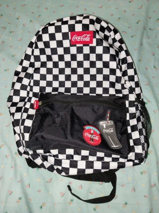 Mochila Coca-Cola Cuadros Blanco y Negro