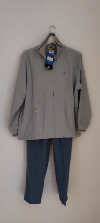 Chandal Adidas nuevo, gris/azul, talla ESP 40