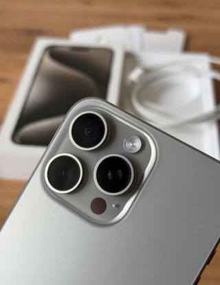 iPhone 15 Pro Max Gris/Plata