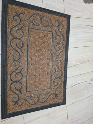 Tappeto d'ingresso in sisal con design ornamentale