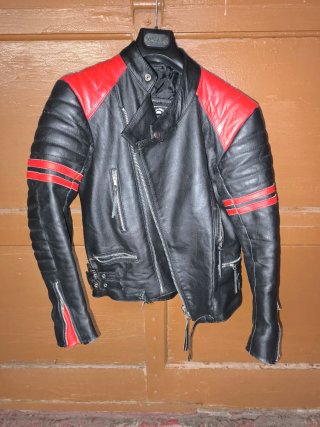 Chaqueta Motera de Cuero Negra y Roja Talla M