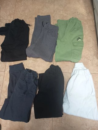 Cambio de 6 Pantalones de Chándal po algo