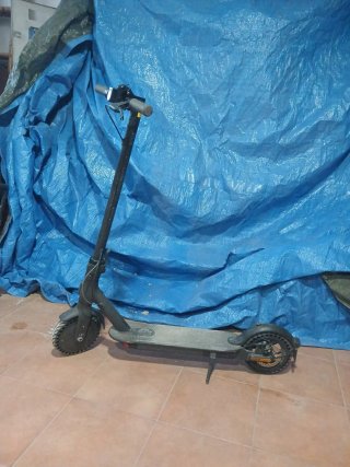 Patinete Xiaomi Mi Electric Scooter Essential