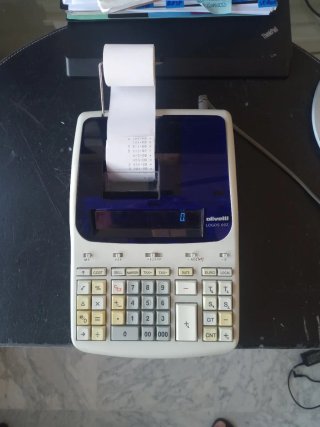 Calculadora Olivetti Logos 692