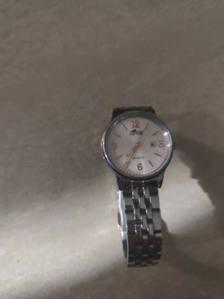 Reloj Lotus de mujer plateado