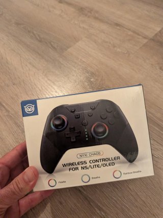 Mando Pro NYXI Chaos para Nintendo Switch