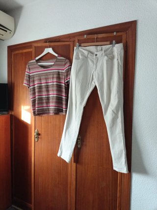 Conjunto Camiseta y Pantalón