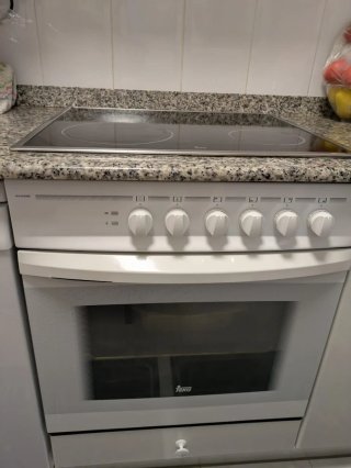Conjunto Horno y Vitrocerámica Teka
