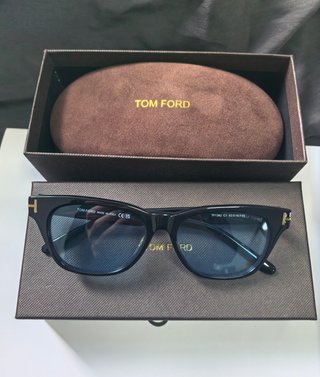 Gafas de sol Tom Ford negras
