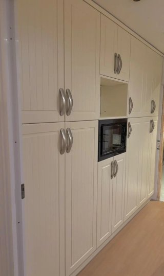 Muebles de Cocina en Color blanco roto