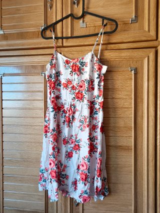 Vestido corto de flores