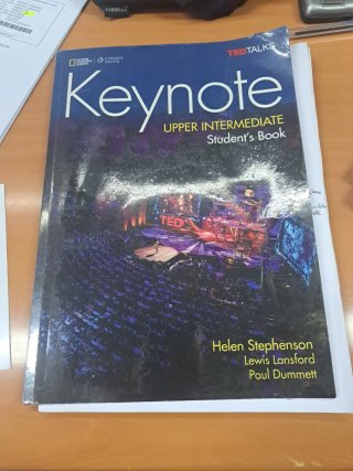 Keynote: upper intermediate : student's book