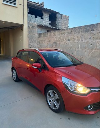 RENAULT CLIO sport Tourer 2015