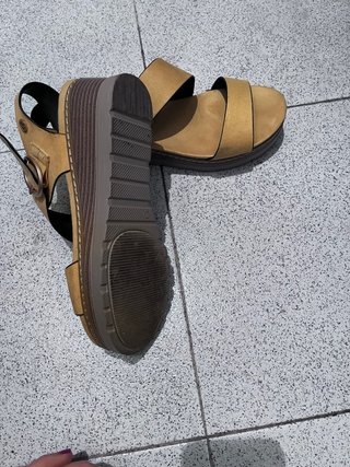 Sandalias XTI Doradas