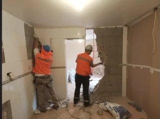 Demolición de tabiques en Tortosa