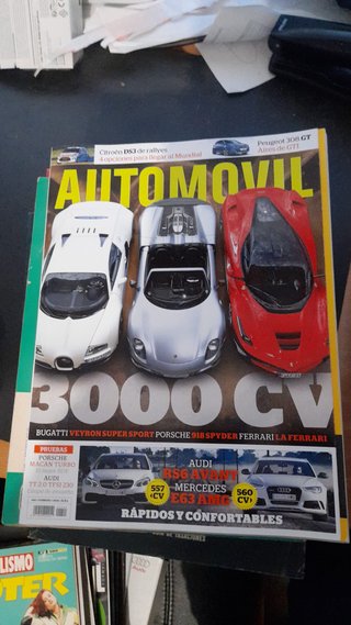 Revista Automovil año 2015