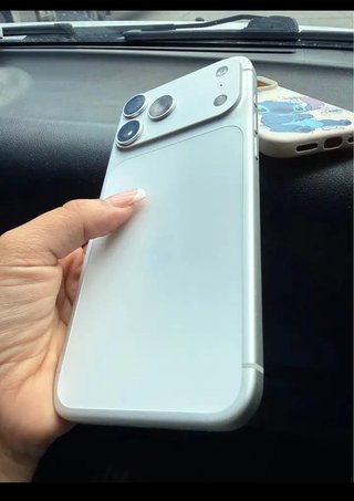 iPhone 17 Pro Max Bianco