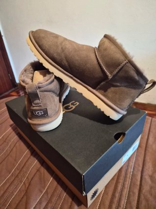 Botas Ugg Classic Mini