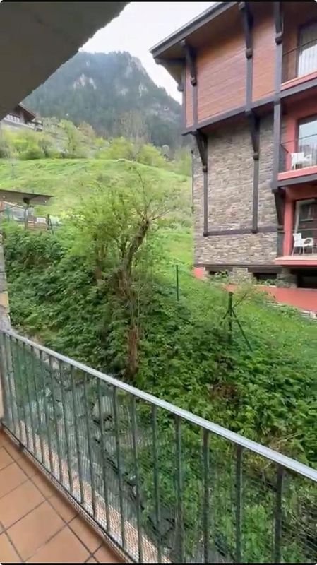 2-bedroom penthouse for rent in Arinsal, La Massana · 2 of 27