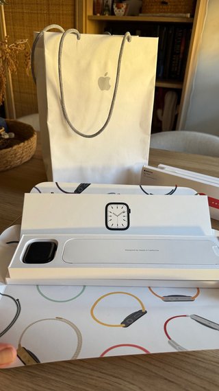 Apple Watch Series 7 45mm GPS + Cellular