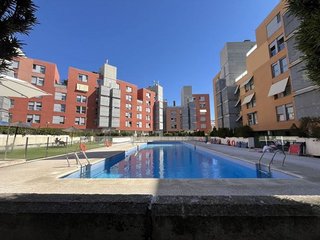 Piso en alquiler en Las Tablas en Madrid