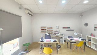 Local comercial en venta en Parque Alcosa en Sevilla