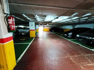 Garaje en venta en Centro en Ourense