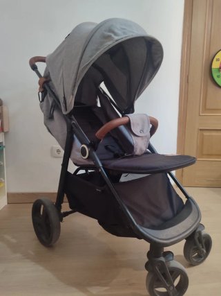 Carro de bebé Kinderkraft gris