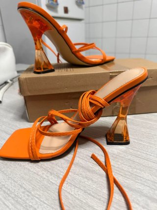 Sandalias de Tacón Naranjas Talla 40