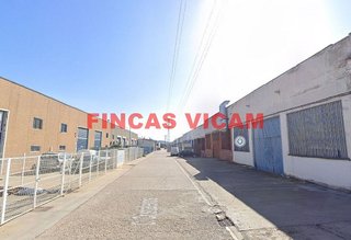 Nave industrial en venta en Perpetuo Socorro en Huesca