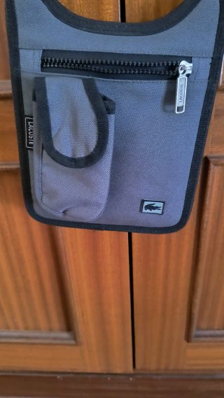 Bolso Lacoste Gris