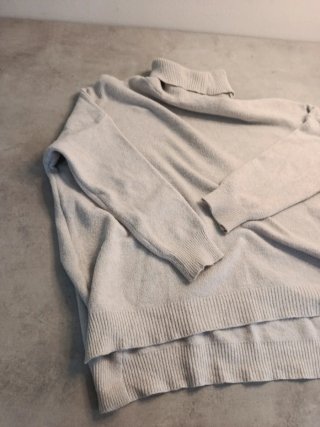 Jersey de Cuello Alto Beige