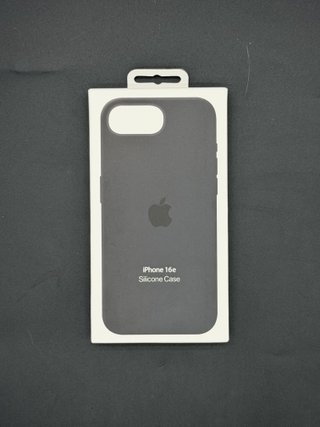 Cover iPhone 16e/17e in Silicone Nuova 1