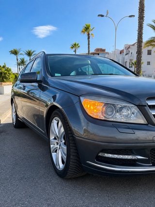 Mercedes-Benz Clase C 2011 --2,2 CDI Turbodiesel