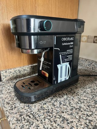 Cafetera Express Cecotec Cafelizzia 890 Dark SUCIA