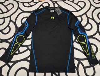 Under Armour camiseta térmica talla L nueva