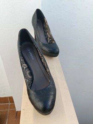 Zapatos de tacón Carolina Boix negros