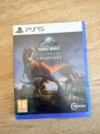 Jurassic World Evolution 3 (PS5)